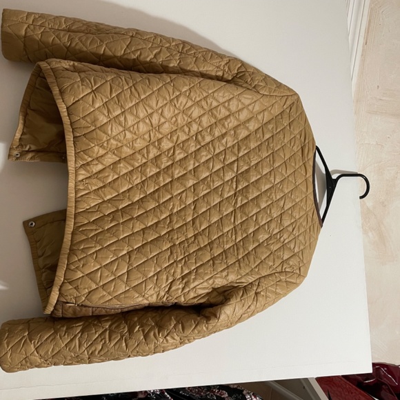 Quilted tan jacket with Organza details - Picture 2 of 5